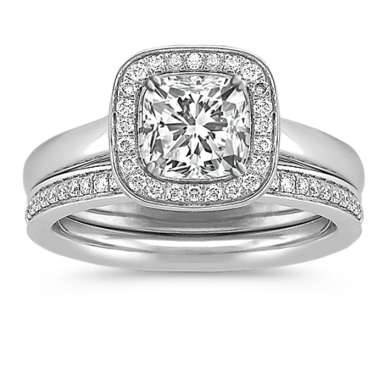 Halo Pavé-set Diamond Wedding Set Halo Pavé-set Diamond Wedding Set