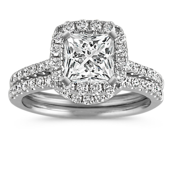 Princess Halo Diamond Wedding Set with Pavé-Setting Princess Halo Diamond Wedding Set with Pavé-Setting