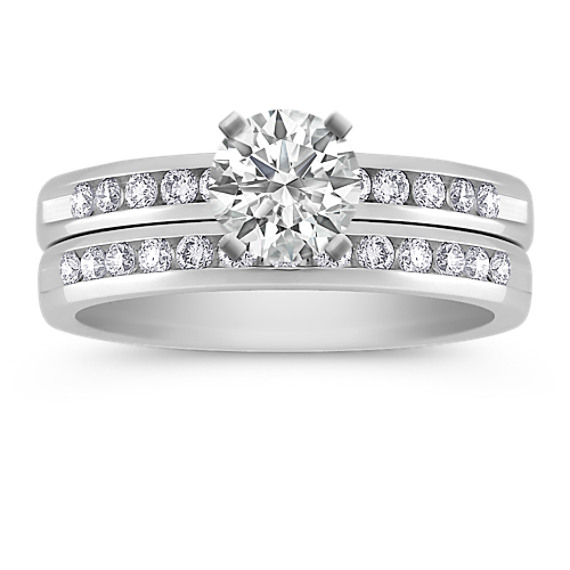Round Diamond Wedding Set in Platinum Round Diamond Wedding Set in Platinum