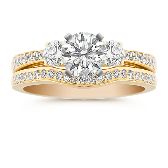 Three-Stone 18k Gold Diamond Wedding Set Three-Stone 18k Gold Diamond Wedding Set