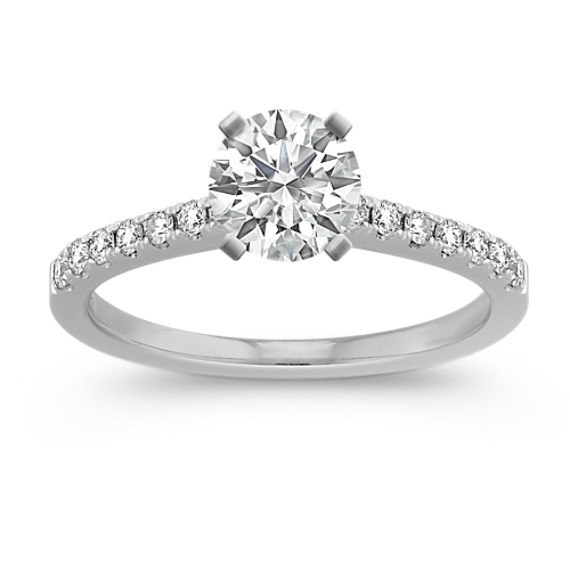 Round Diamond Engagement Ring in Platinum Round Diamond Engagement Ring in Platinum