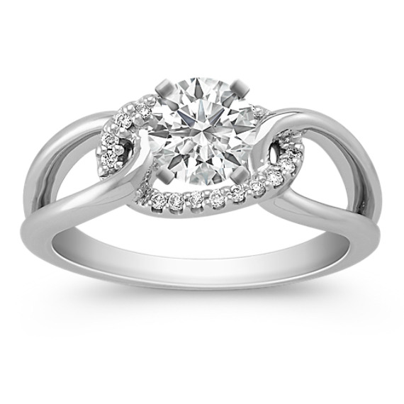 Link and Round Diamond Ring Link and Round Diamond Ring