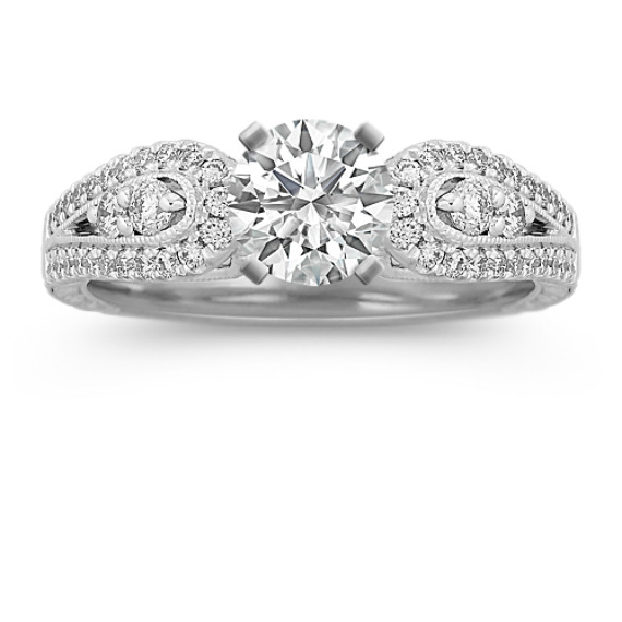 Round Diamond Engagement Ring in Platinum Round Diamond Engagement Ring in Platinum