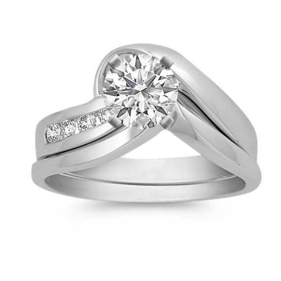 Round Diamond Wedding Set with Channel-Setting Round Diamond Wedding Set with Channel-Setting