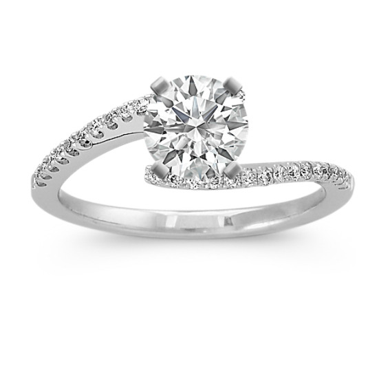 Round Diamond Ring in 14k White Gold Round Diamond Ring in 14k White Gold