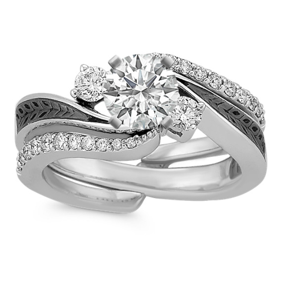 Diamond and Black Rhodium Wedding Set with Pavé Setting Diamond and Black Rhodium Wedding Set with Pavé Setting