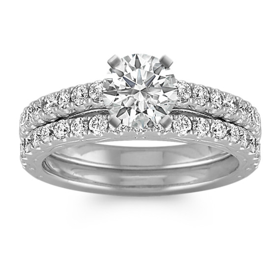 Vintage Diamond Wedding Set with Pavé Setting Vintage Diamond Wedding Set with Pavé Setting