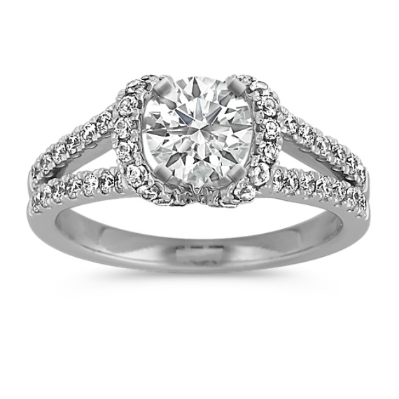 Diamond Engagement Ring with Pavé Setting in Platinum Diamond Engagement Ring with Pavé Setting in Platinum