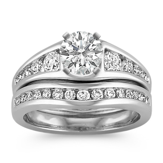 Classic Round Diamond Wedding Set with Channel-Setting Classic Round Diamond Wedding Set with Channel-Setting