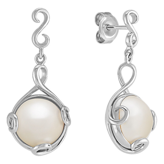 9mm Cultured Freshwater Pearl Earrings in Sterling Silver 9mm Cultured Freshwater Pearl Earrings in Sterling Silver