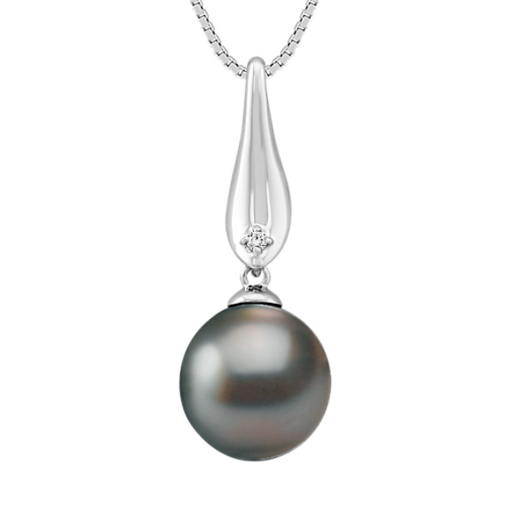 10mm Cultured Tahitian Pearl and Diamond Pendant (18") 10mm Cultured Tahitian Pearl and Diamond Pendant (18")