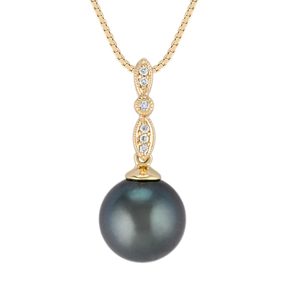 10mm Cultured Tahitian Pearl and Round Diamond Pendant (18") 10mm Cultured Tahitian Pearl and Round Diamond Pendant (18")