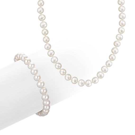 6.5mm Cultured Freshwater Pearl Necklace and Bracelet Set in Sterling Silver (18") 6.5mm Cultured Freshwater Pearl Necklace and Bracelet Set in Sterling Silver (18")