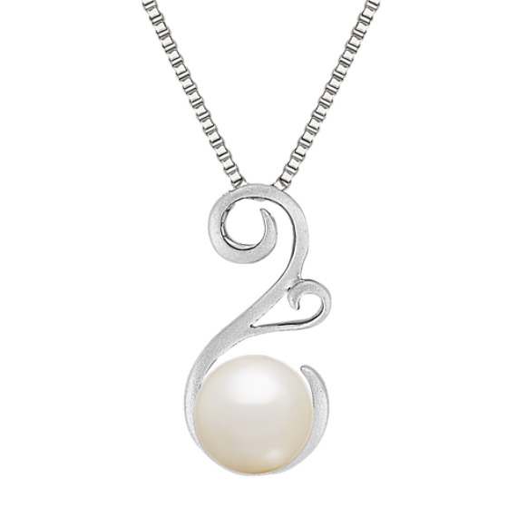 8.5mm Cultured Freshwater Pearl Pendant in Sterling Silver (18") 8.5mm Cultured Freshwater Pearl Pendant in Sterling Silver (18")