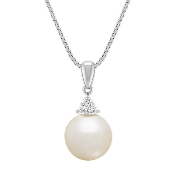9mm Cultured South Sea Pearl and Round Diamond Pendant (18") 9mm Cultured South Sea Pearl and Round Diamond Pendant (18")