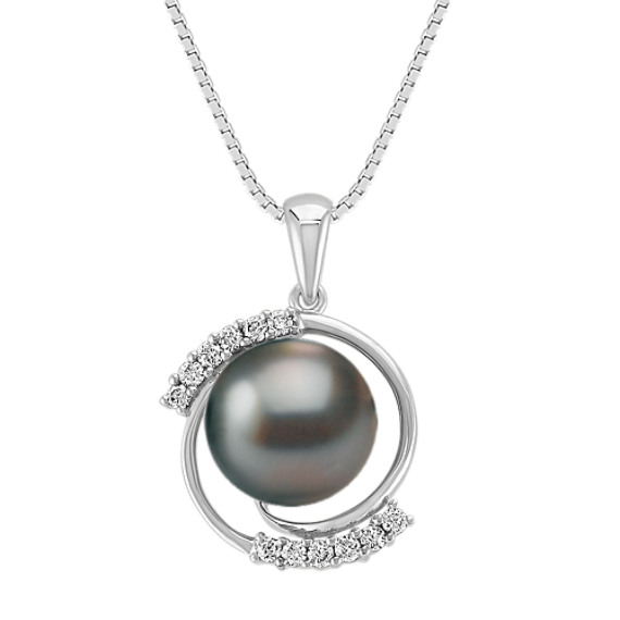 Round Diamond and 10mm Cultured Tahitian Pearl Pendant (18") Round Diamond and 10mm Cultured Tahitian Pearl Pendant (18")