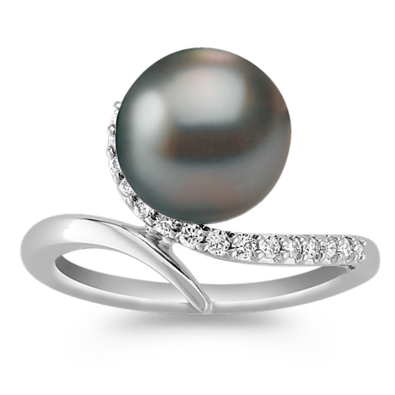 10mm Cultured Tahitian Pearl and Diamond Ring 10mm Cultured Tahitian Pearl and Diamond Ring