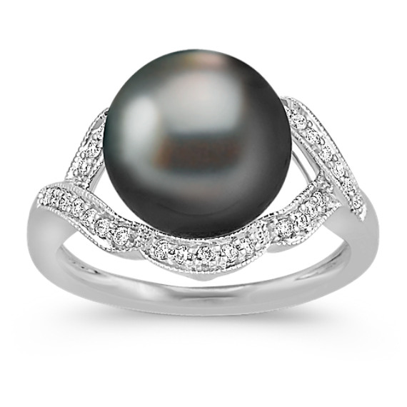 10mm Cultured Tahitian Pearl and Round Diamond Ring 10mm Cultured Tahitian Pearl and Round Diamond Ring