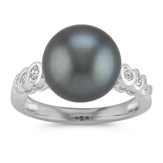 11mm Cultured Tahitian Pearl and Diamond Ring 11mm Cultured Tahitian Pearl and Diamond Ring
