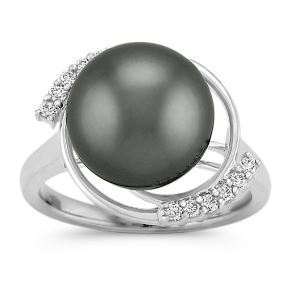 11mm Cultured Tahitian Pearl and Diamond Ring 11mm Cultured Tahitian Pearl and Diamond Ring