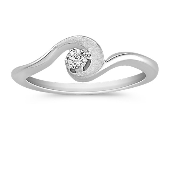 Round Diamond Ring in Sterling Silver Round Diamond Ring in Sterling Silver