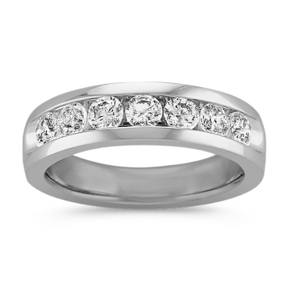 Seven-Stone Round Diamond Ring with Channel-Setting Seven-Stone Round Diamond Ring with Channel-Setting