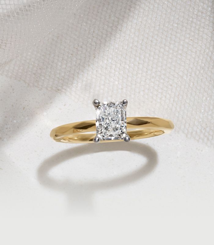 Top View of Solitaire Engagement Ring