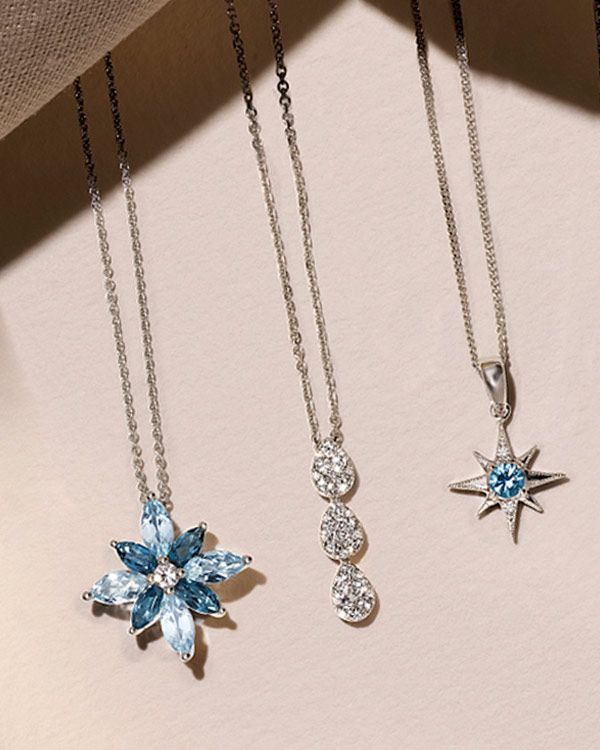 Collection of fashion necklaces