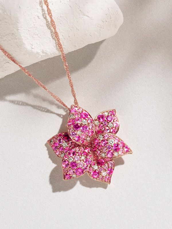 A multi-colored fashion flower pendant