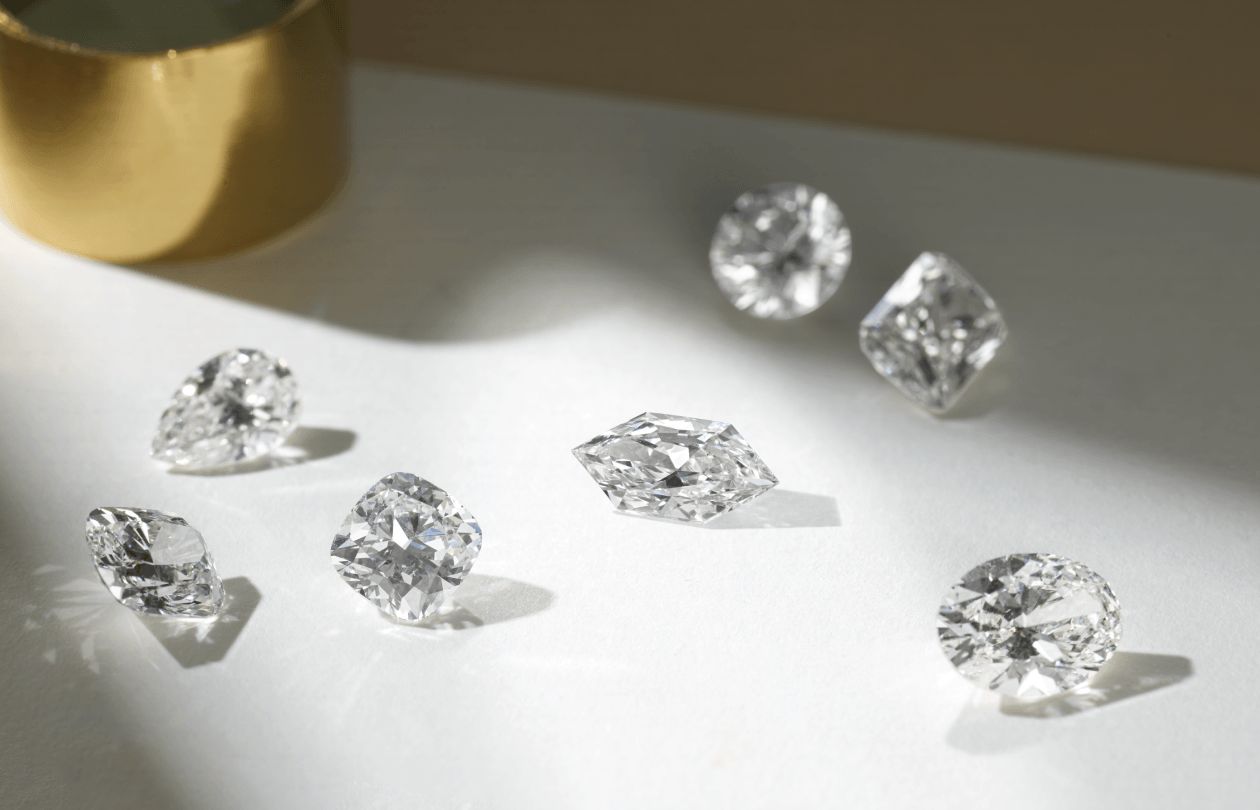Loose diamonds of different shapes