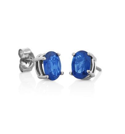 Oval Traditional Blue Sapphires in White Gold
