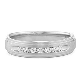 Masculine women's on sale wedding rings