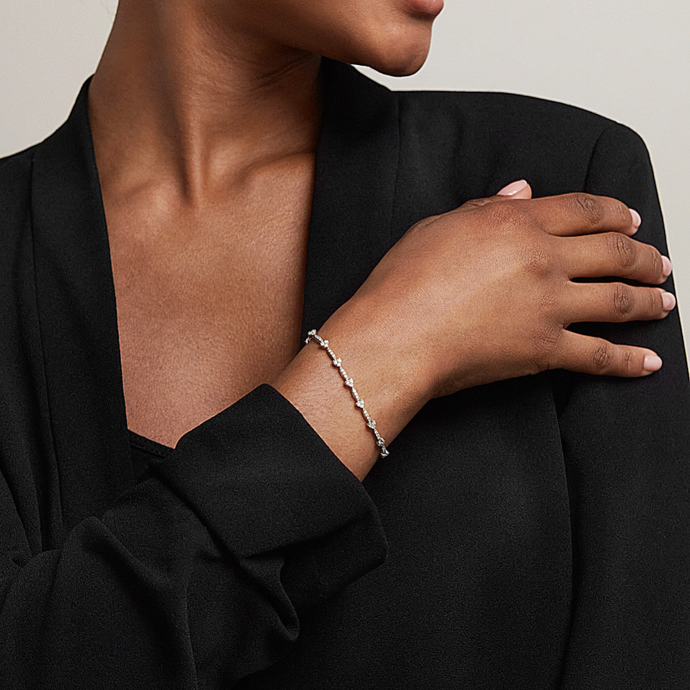 Diamond Cluster Heart Bolo Bracelet | Shane Co.