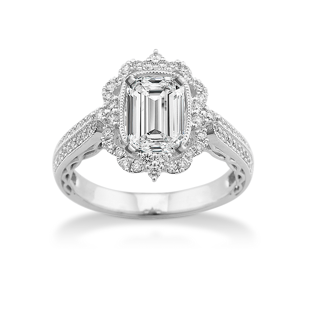 Halo Vintage Engagement Ring in White Gold with Emerald Cut Diamond