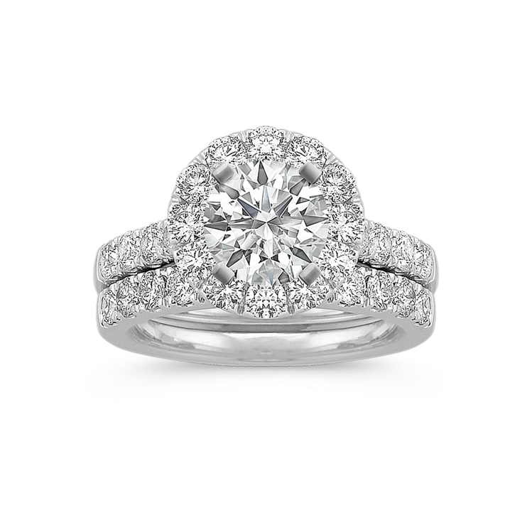 Halo diamond discount engagement ring sets