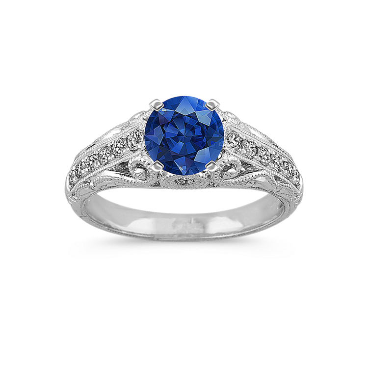 5.93 mm Traditional Natural Sapphire Engagement Ring in Platinum