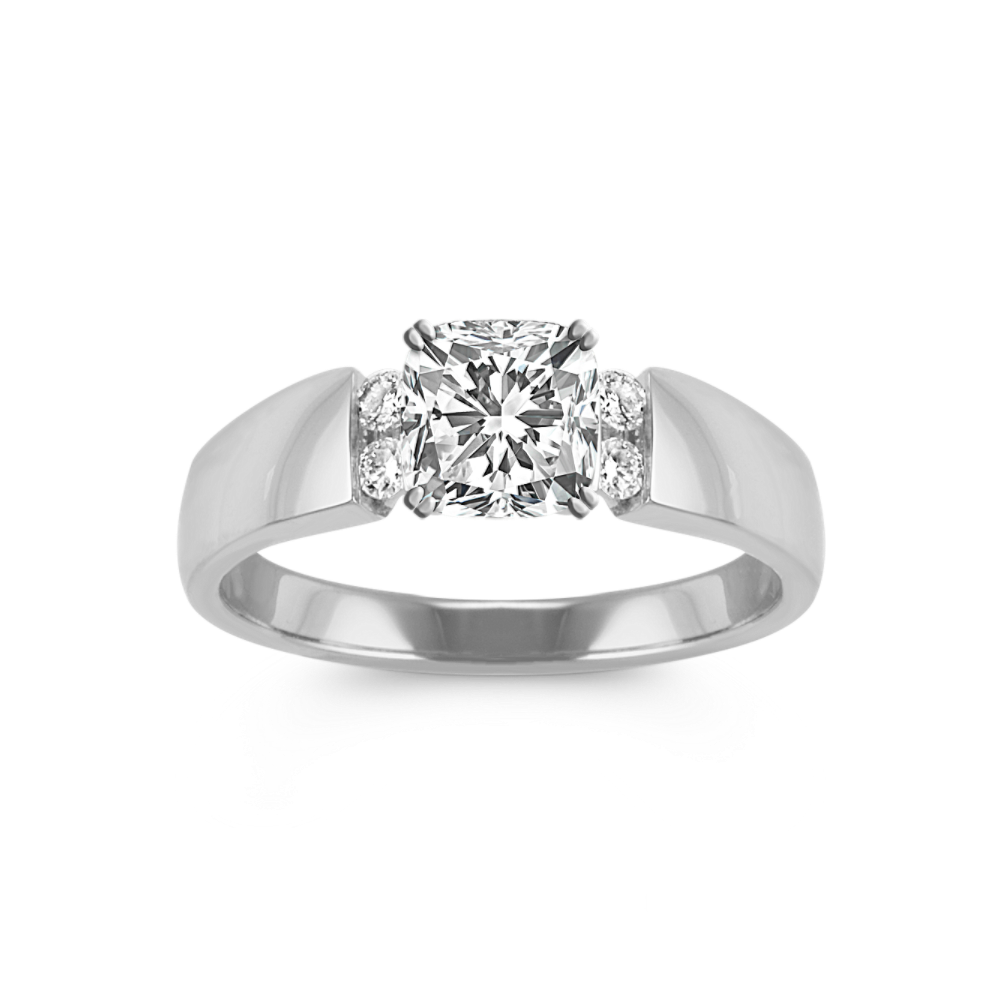 Round Natural Diamond Engagement Ring