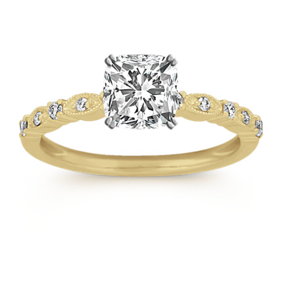Como Vintage Diamond Engagement Ring