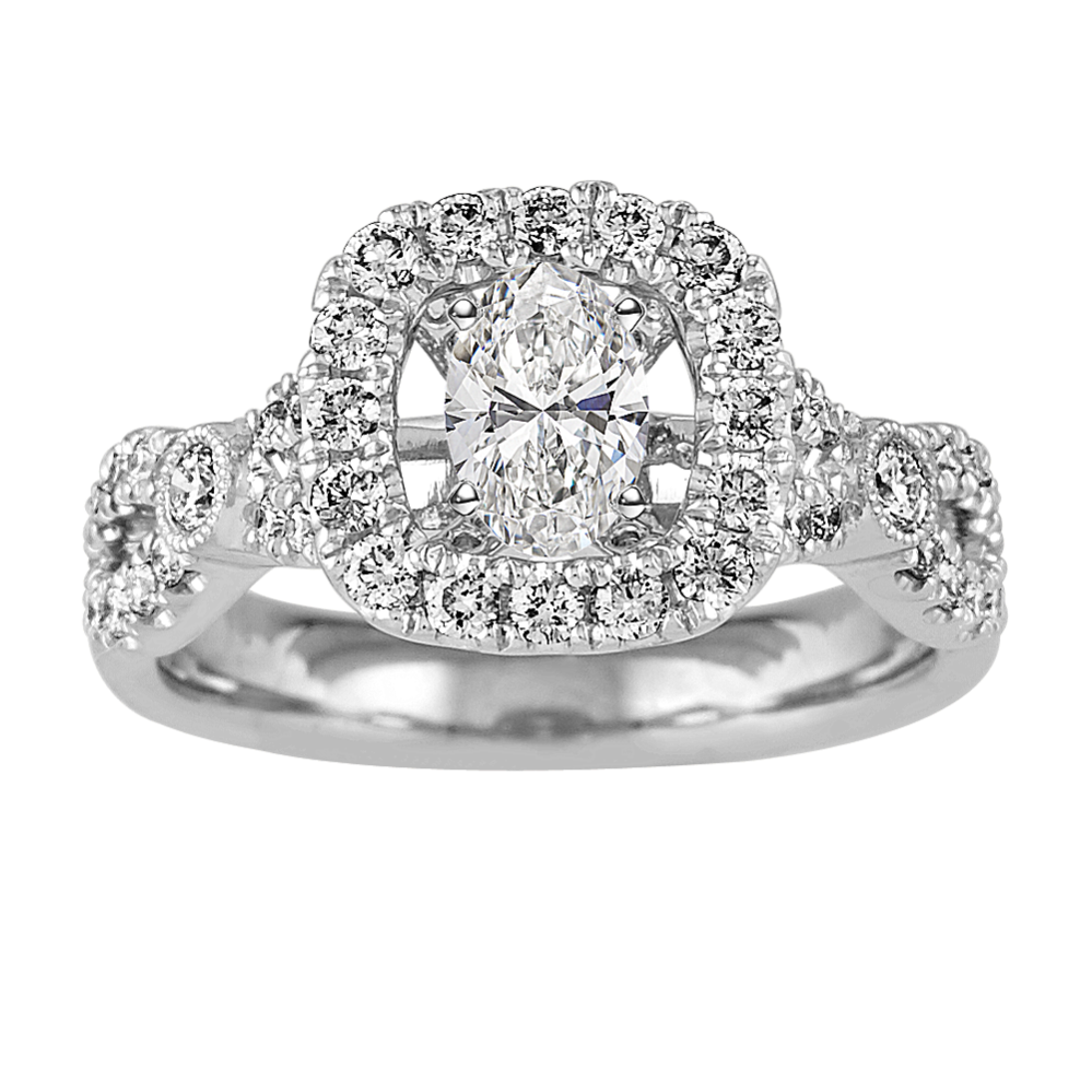 Vintage Diamond Engagement Ring in Platinum