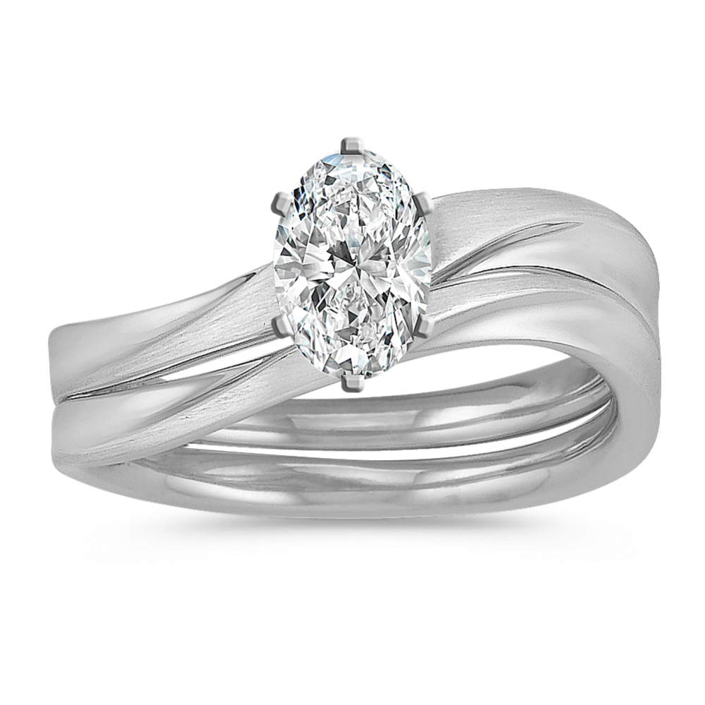 Contemporary Solitaire White Gold Wedding Set