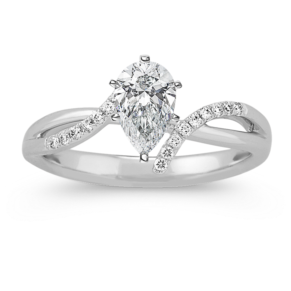 Diamond Ring in 14k White Gold