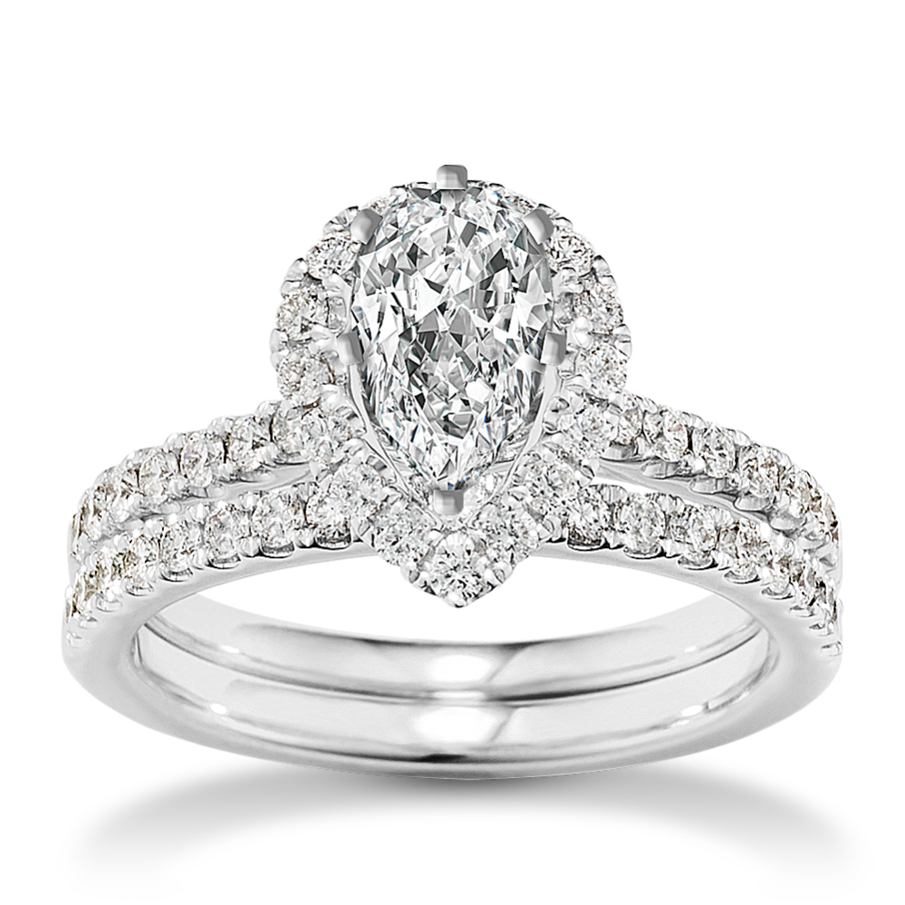 Vista Pear-Shaped Halo Wedding Set