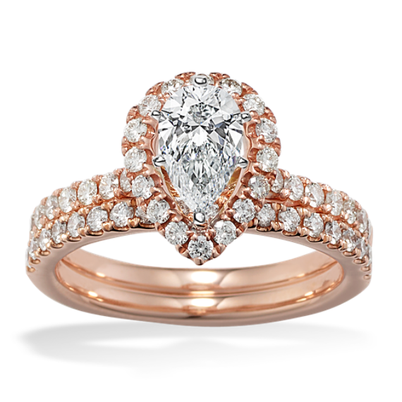 Vista Pear-Shaped Halo Wedding Set