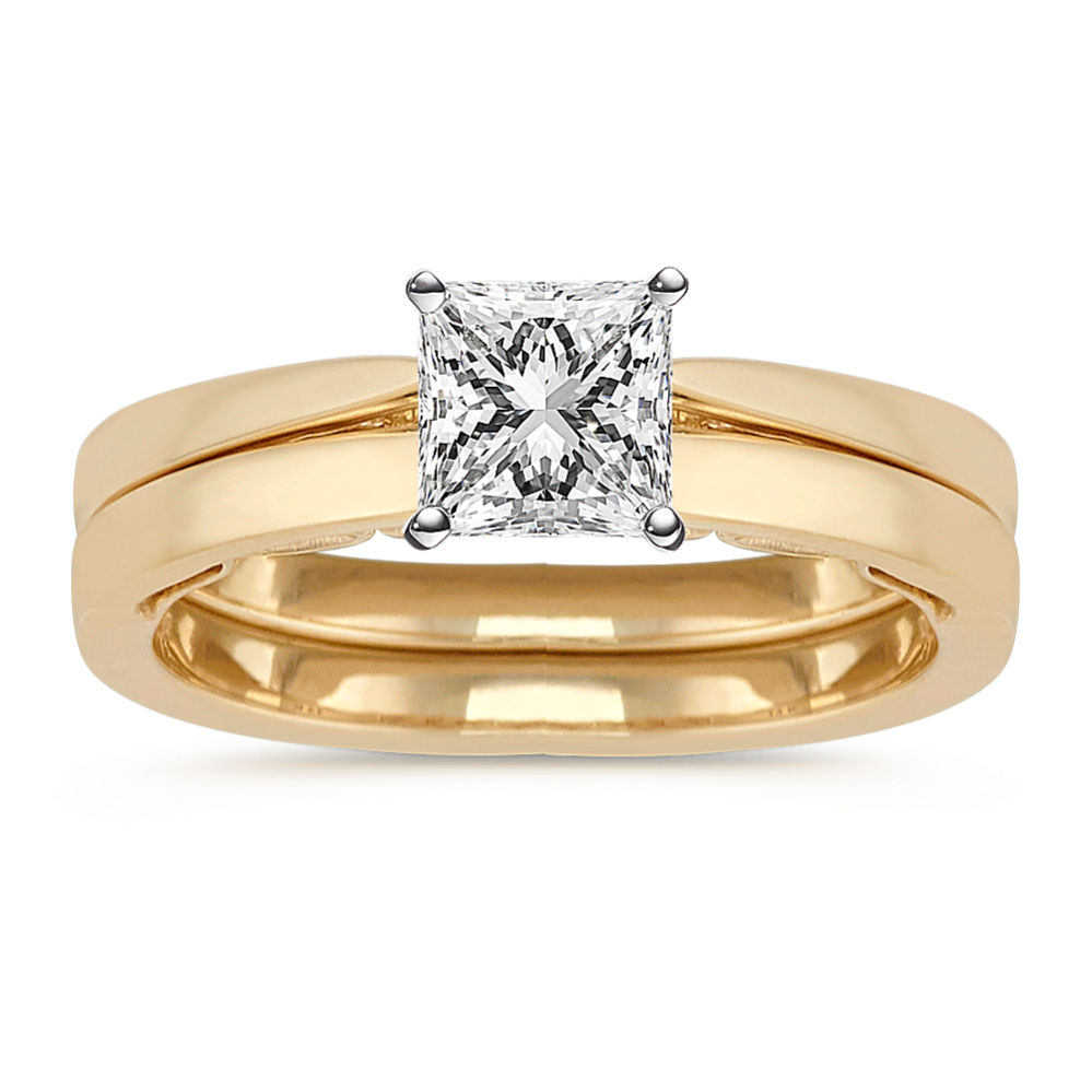 Classic Solitaire Wedding Set with Vintage Detail in 14k Yellow Gold