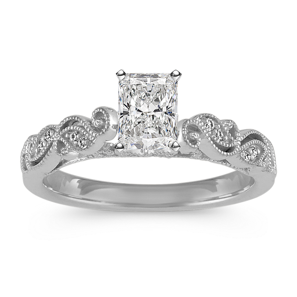 Round Diamond Vintage Vine-Detailed Platinum Engagement Ring
