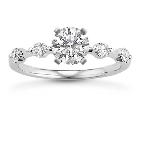 Classic Round Diamond Engagement Ring with Brilliant Round Diamond
