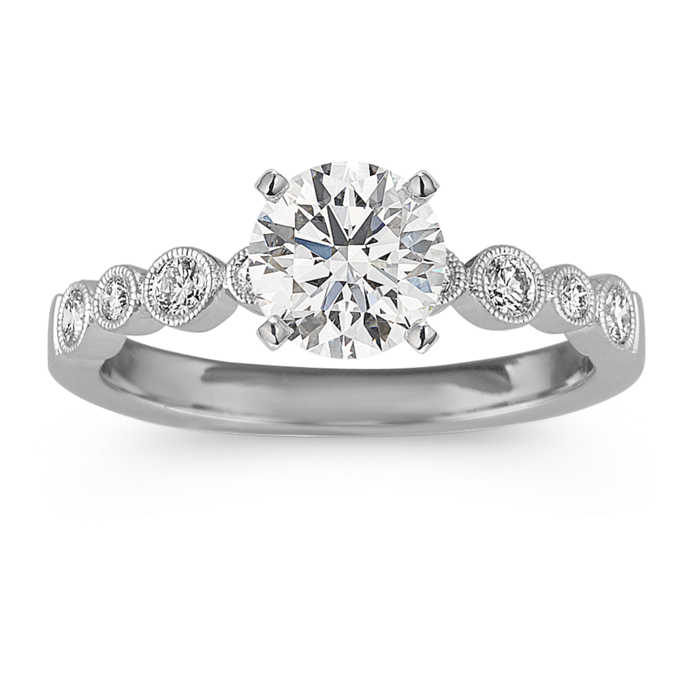 Vintage Diamond Engagement Ring in Platinum