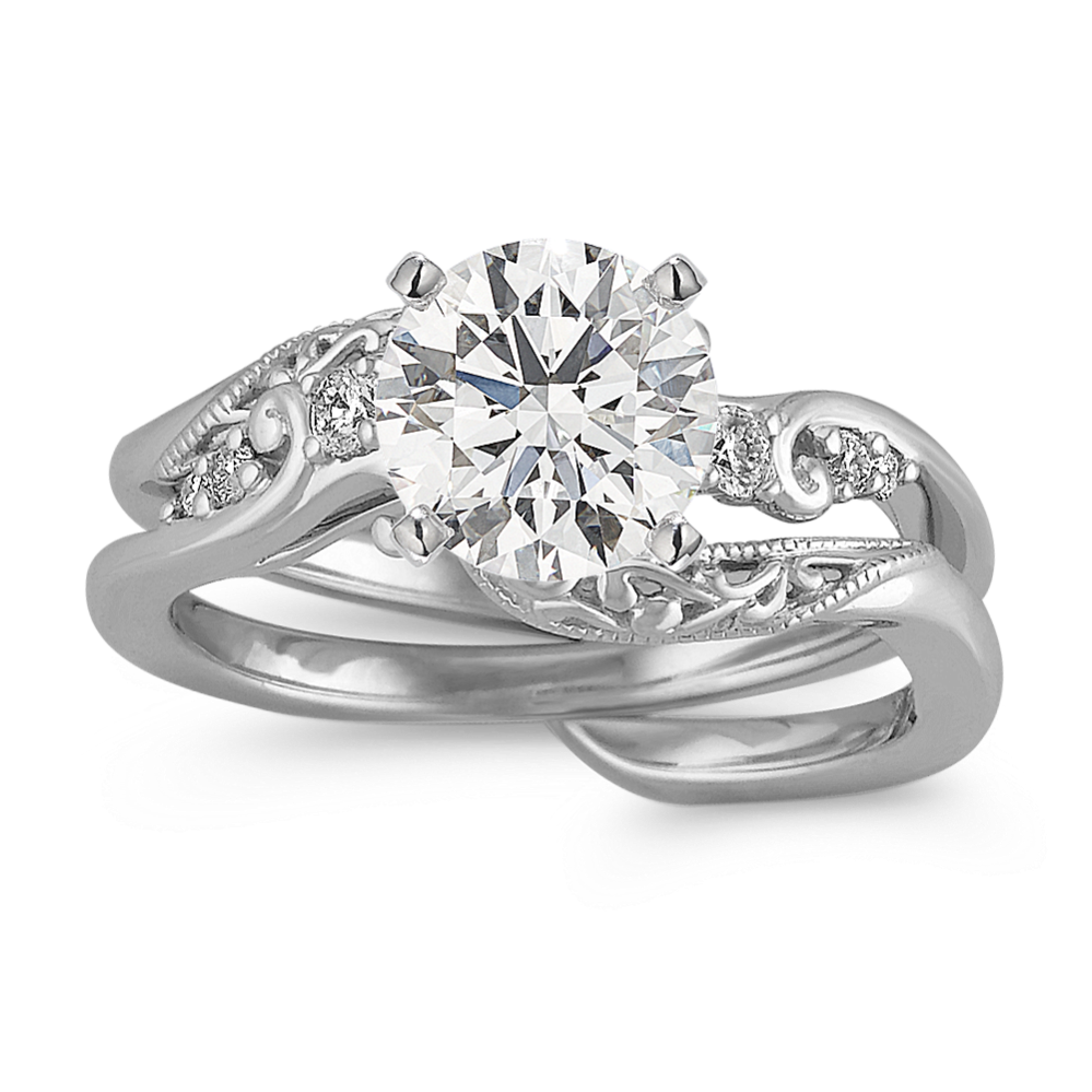 Round Diamond Vintage Wedding Set in Platinum