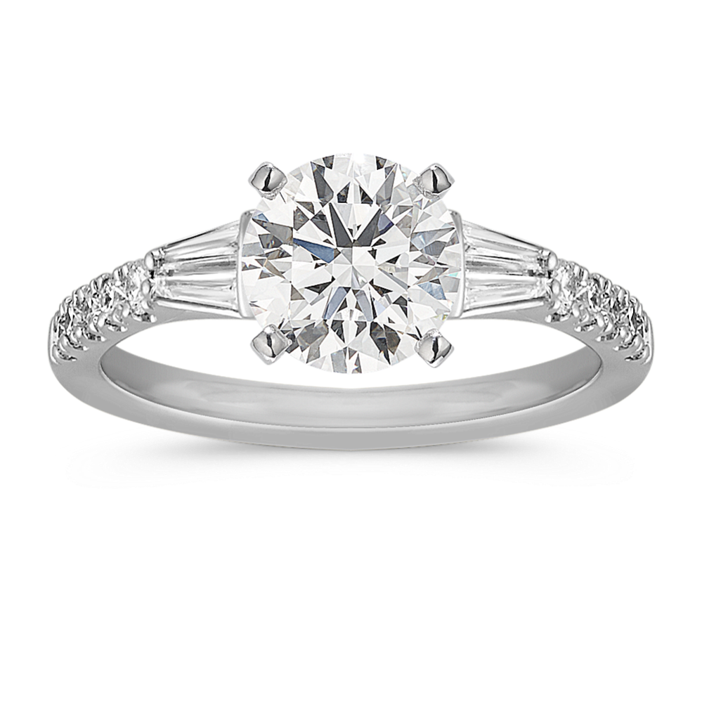 Classic Diamond Engagement Ring in Platinum
