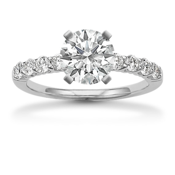 Eve Classic Round Diamond Engagement Ring